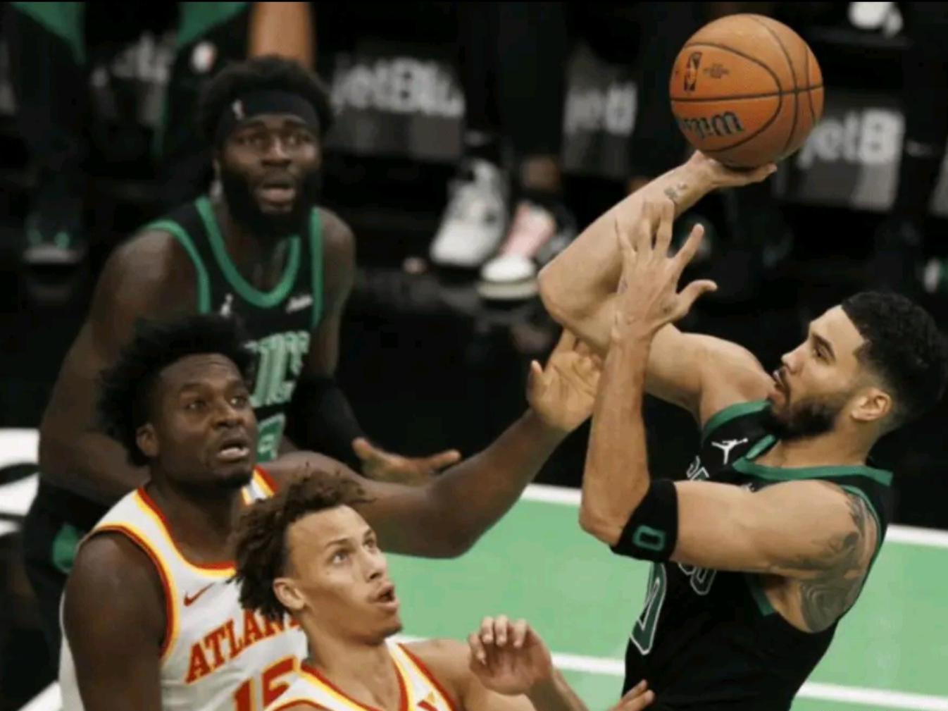 包含老鹰队经验丰富,球风令人匪夷所思的词条 包含老鹰队经验丰富,球风令人匪夷所思的词条