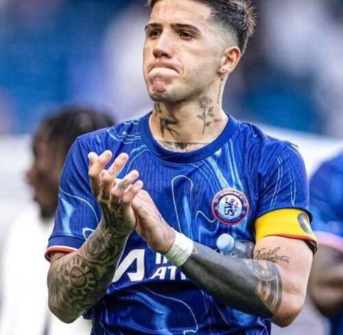 球员状态神勇,场上表现稳定的简单介绍 球员状态神勇,场上表现稳定的简单介绍