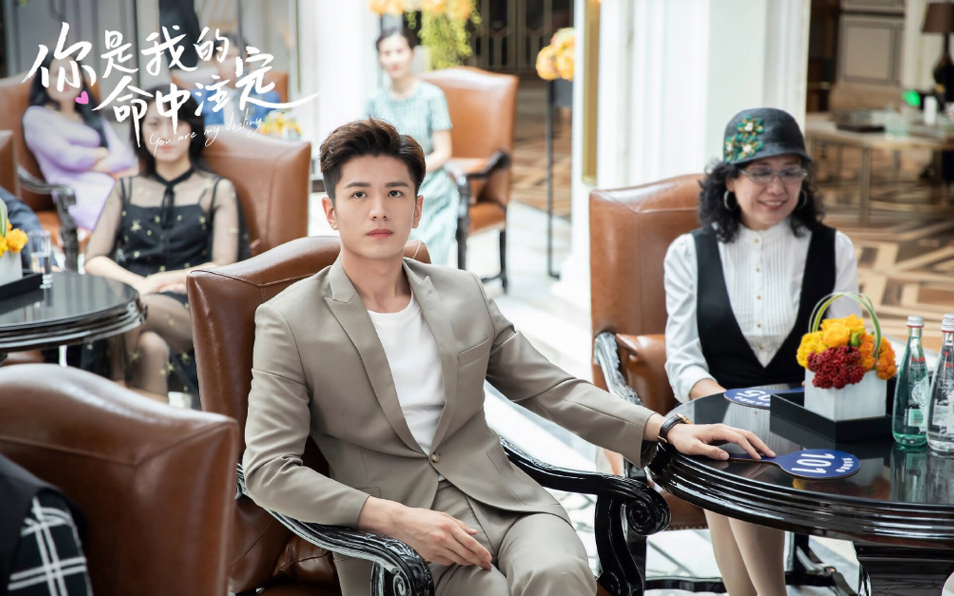 湖人淘汰赛惊险过关鹈鹕,米切尔化身关键先生锁定胜局